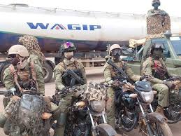 Coopération AES : le Niger offre plus de 4,3 millions de litres d'hydrocarbures au Mali